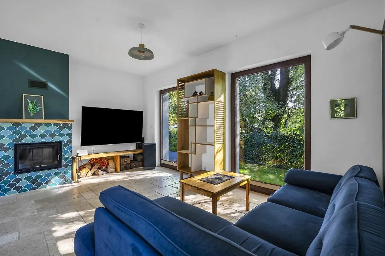 Spiralna 3-Bedroom Apartment Warschau